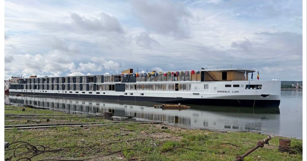 Imagen de portada - Crucero fluvial Emerald Lumi botado en Rumanía para servicio en el Sena en 2027
