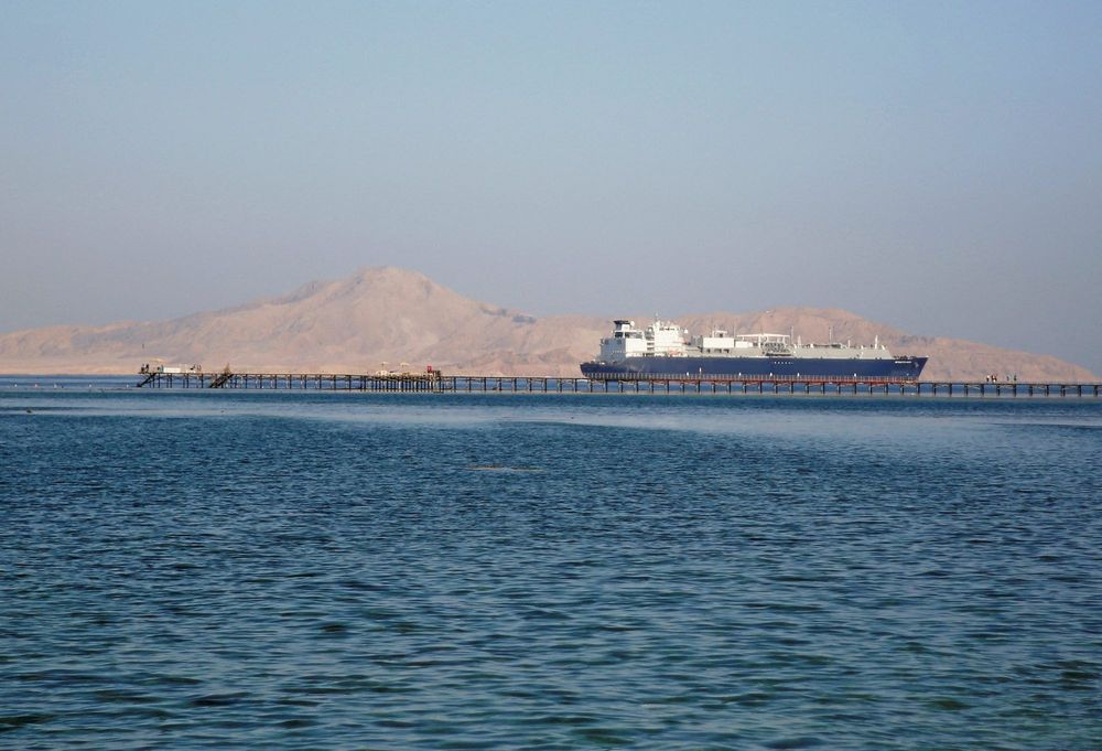 Imagen de portada - Crudo Saudita Redirigido al Norte Mediante Transbordadores de Tanques para Evadir a los Hutíes