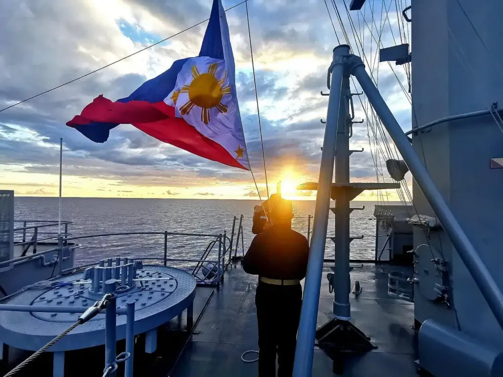 Imagen de portada - DMW Investigates Shipowners and Agencies for Exposing Filipino Seafarers in Conflict Zones