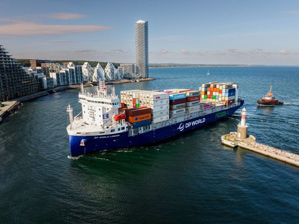 Imagen de portada - DP World Shipping Solutions lanza buque portacontenedores de combustible dual de metanol