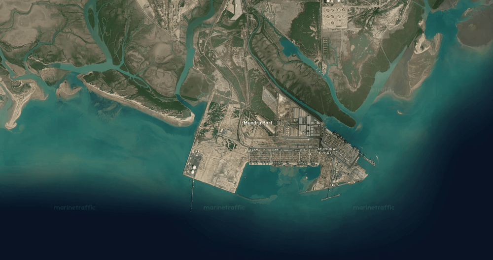 Imagen de portada - Droga incautada por las autoridades indias de un buque portacontenedores cerca del puerto de Mundra