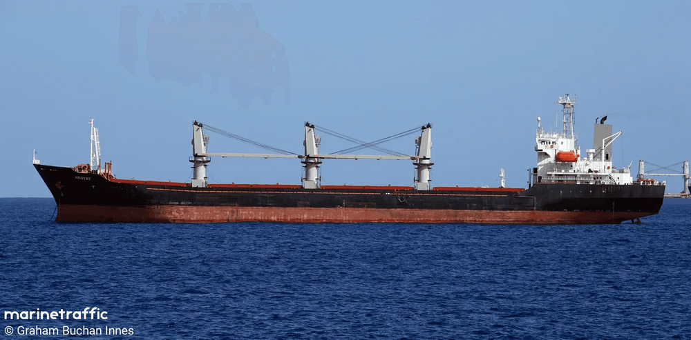 Imagen de portada - Dry Bulk Carrier Attacked Near Novorossiysk, One Sailor Missing