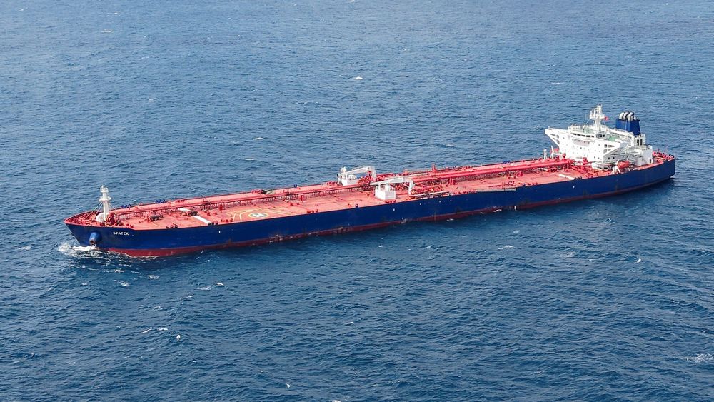 Imagen de portada - EE. UU. Permite que Exención para Ventas de Petróleo Ruso Expire a Pesar de la Tensión en el Mercado