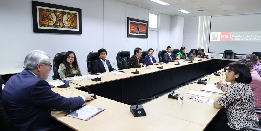 Imagen de portada - FEMAPOR Meets with Deputy Minister of Labor to Discuss Port Labor Rights