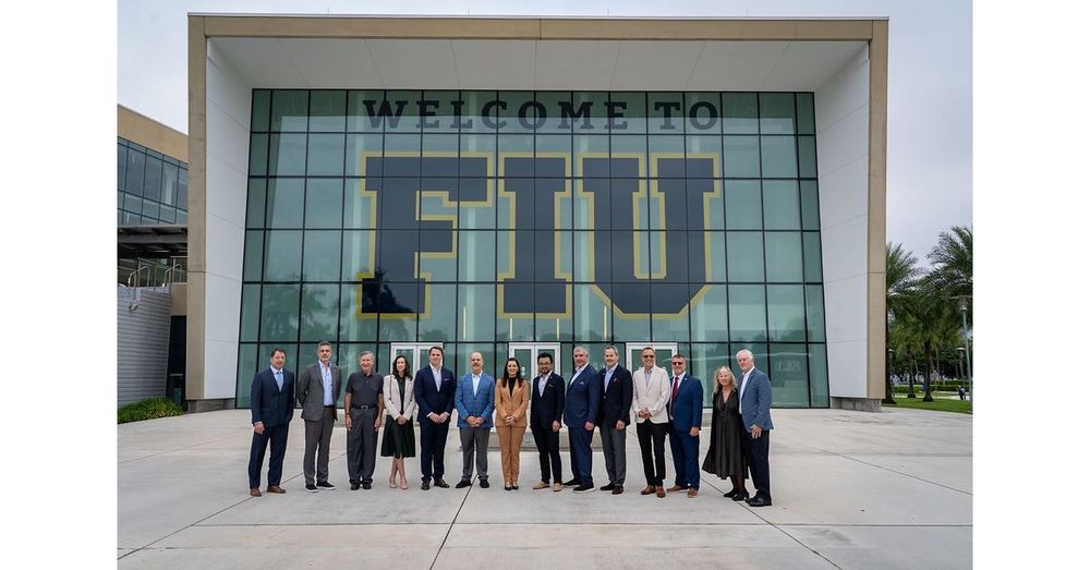 Imagen de portada - Global cruise leaders and Florida International University join to launch university-wide FIU Cruise Excellence Center
