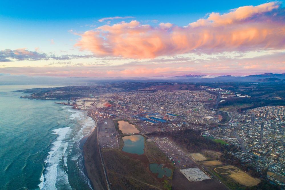 Imagen de portada - Greenpeace challenges environmental approval of San Antonio Outer Port