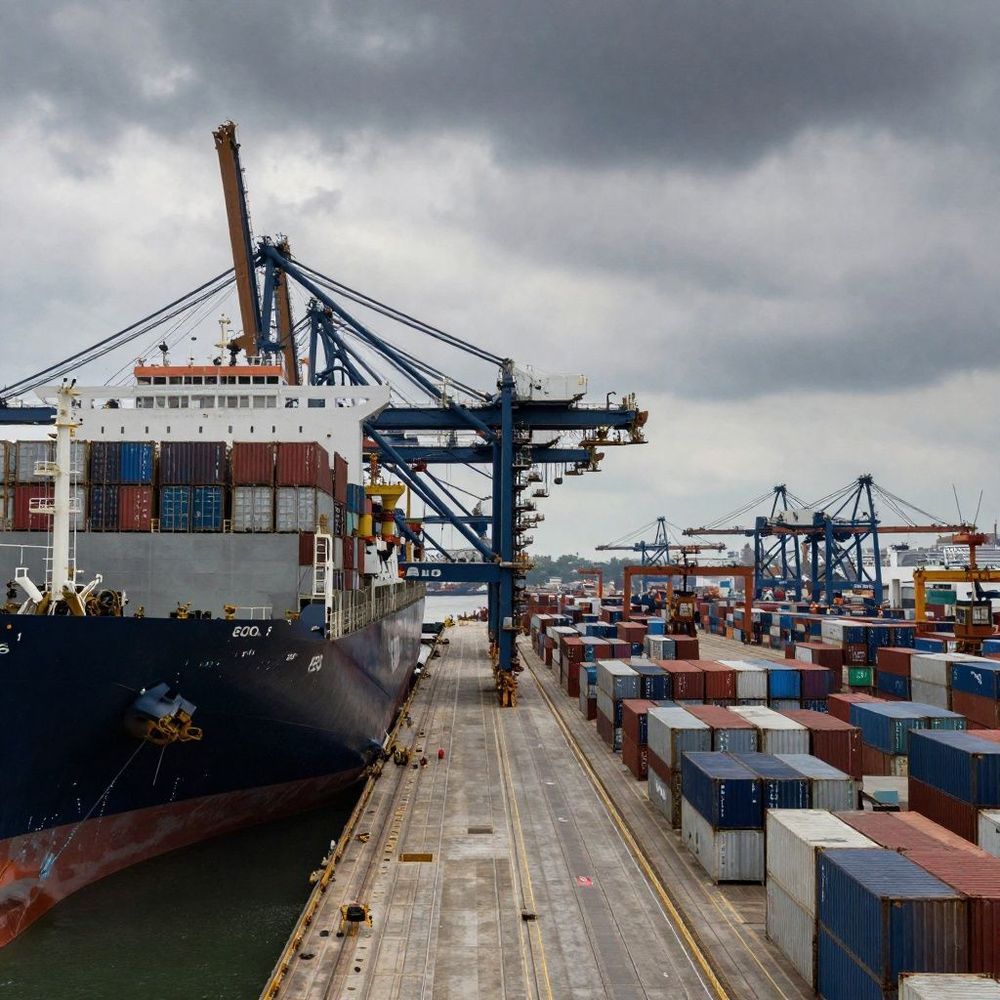 Imagen de portada - Hutchison Ports Incorporates 12 ARTG Cranes in Lázaro Cárdenas Port