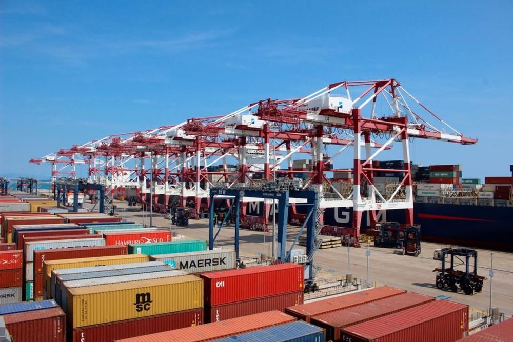 Imagen de portada - Import and Transit Containers Drive Traffic Growth at the Port of Barcelona