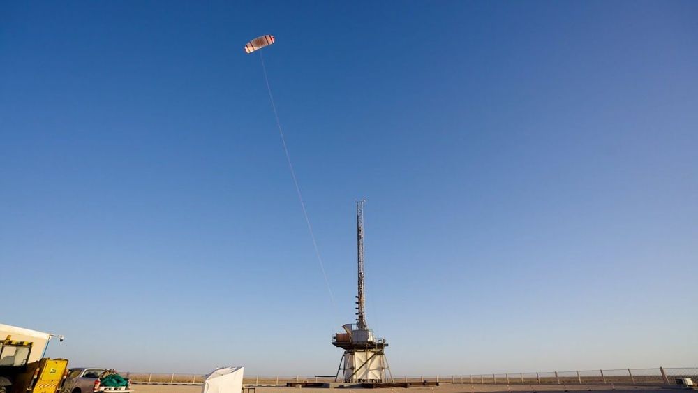 Imagen de portada - K Line Begins Land Trials of Seawing Kite System for Ships