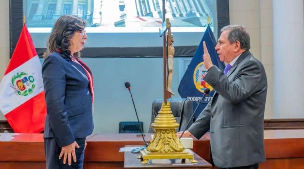 Imagen de portada - Luna Victoria León Takes Over as Head of Sunat