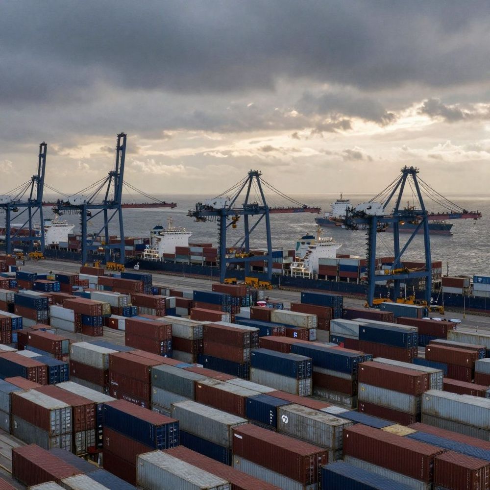 Imagen de portada - Maersk actualiza las tarifas de detención y almacenamiento para el mercado del Reino Unido a partir de agosto de 2026