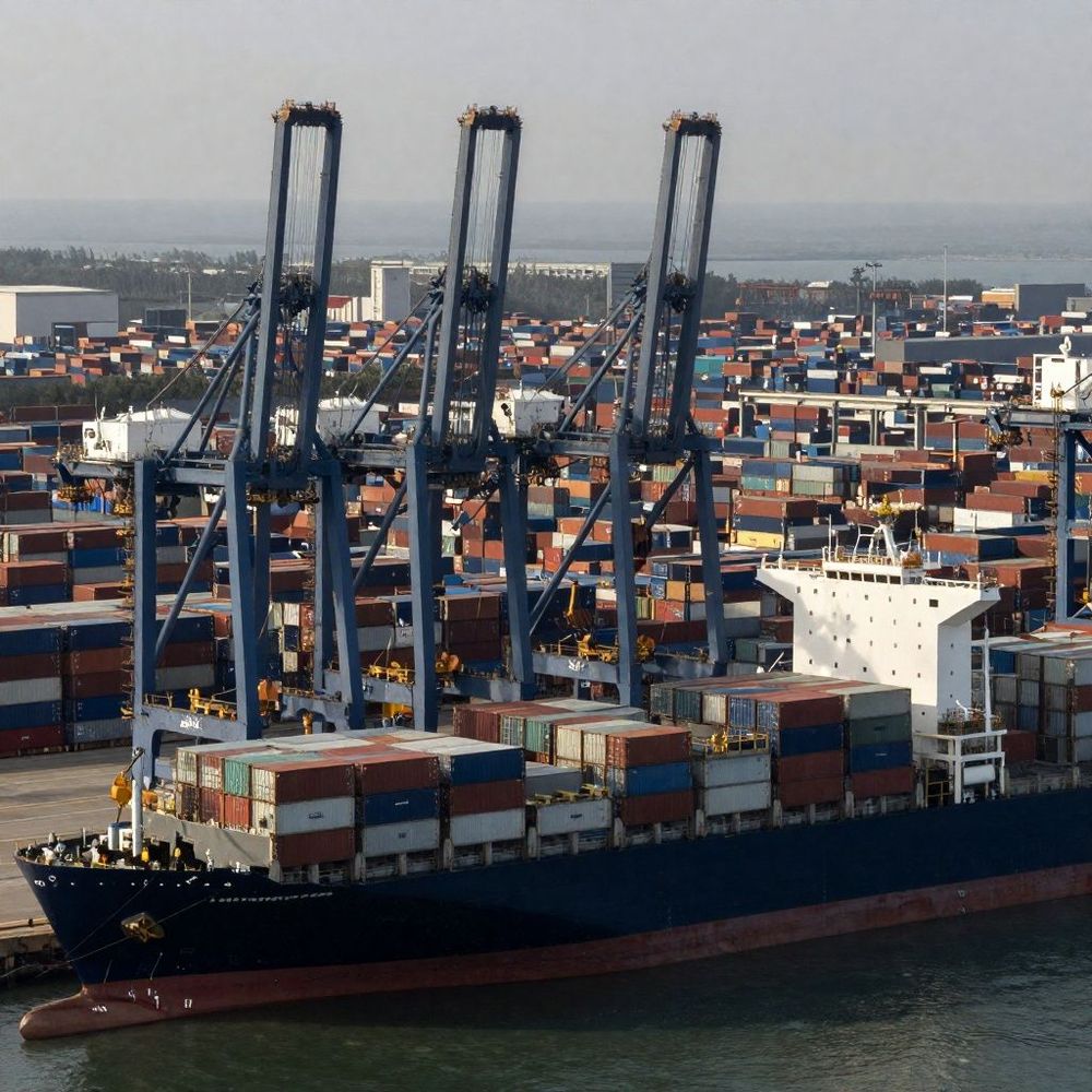 Imagen de portada - Maersk revisa las tarifas de manipulación de terminal para rutas de Italia a partir de octubre de 2026