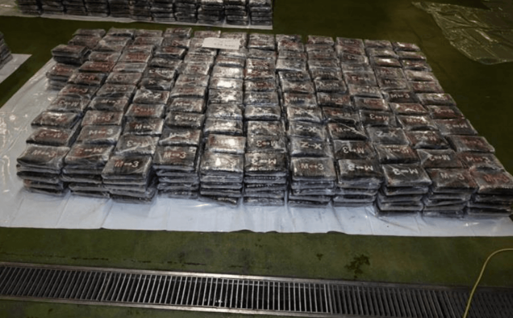 Imagen de portada - NCA seizes three tons of cocaine at London Gateway Port