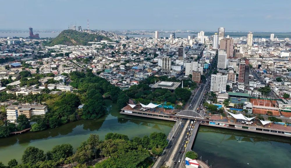 Imagen de portada - Nivel del mar alcanzará 4,04 metros en Guayaquil y otros puntos portuarios
