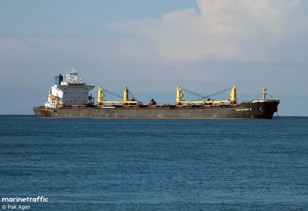 Imagen de portada - Ocean Winner se hunde en la Bahía de Bengala con 22 tripulantes desaparecidos