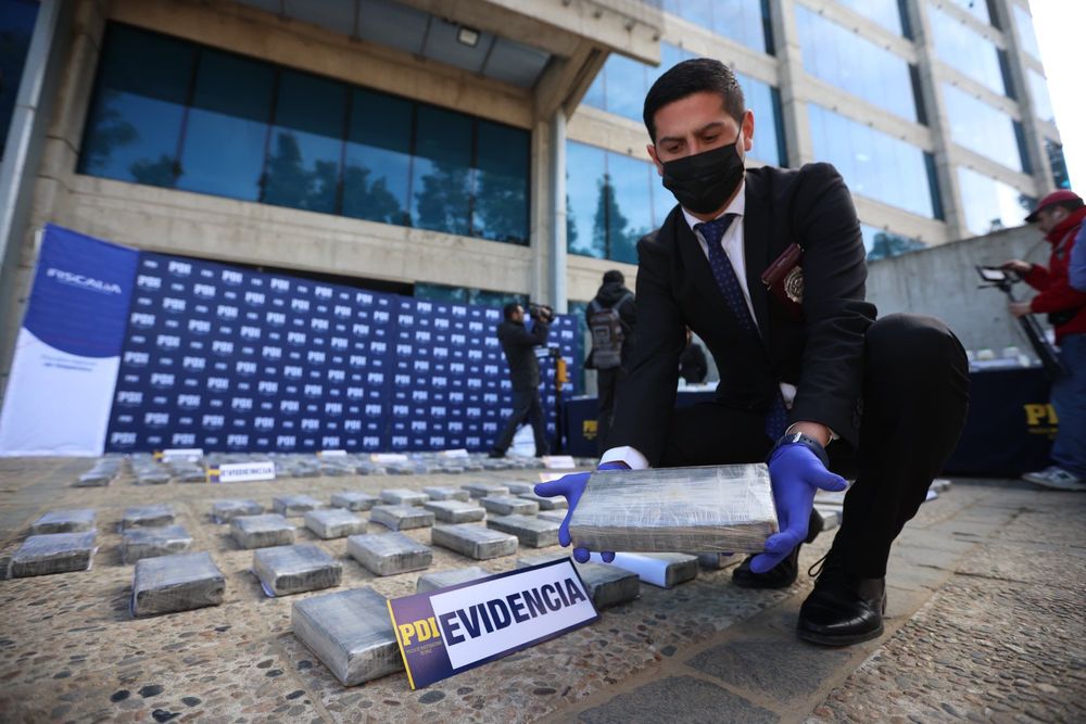Imagen de portada - PDI dismantled drug trafficking network in the Port of San Antonio