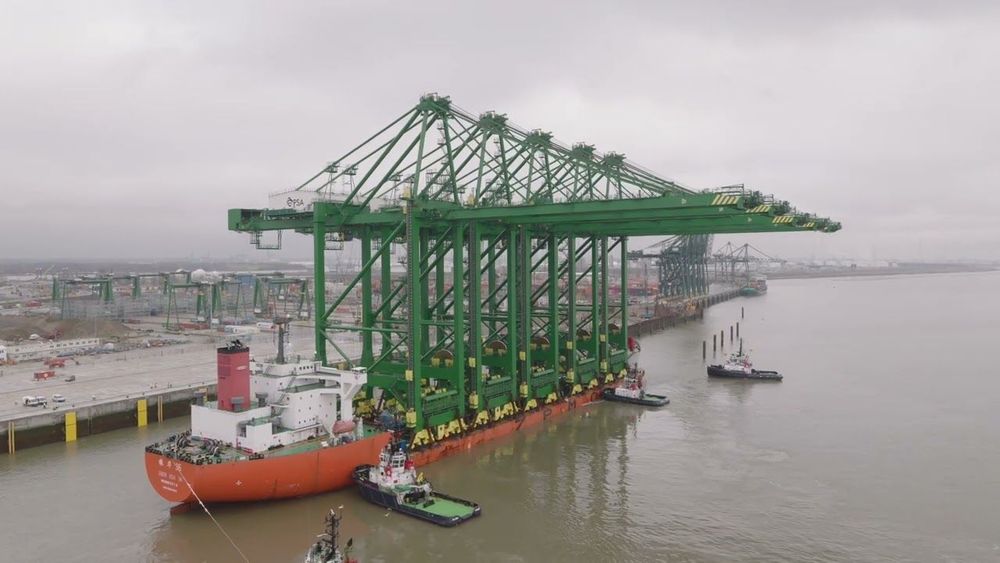 Imagen de portada - PSA Antwerp receives five new STS cranes for port operations