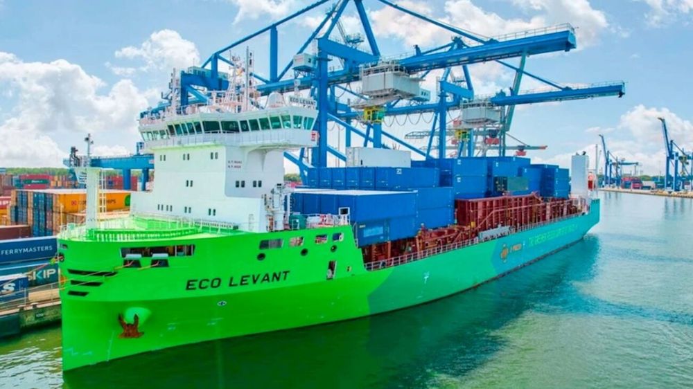 Imagen de portada - Port of Rotterdam Completes Its First Ethanol Bunkering
