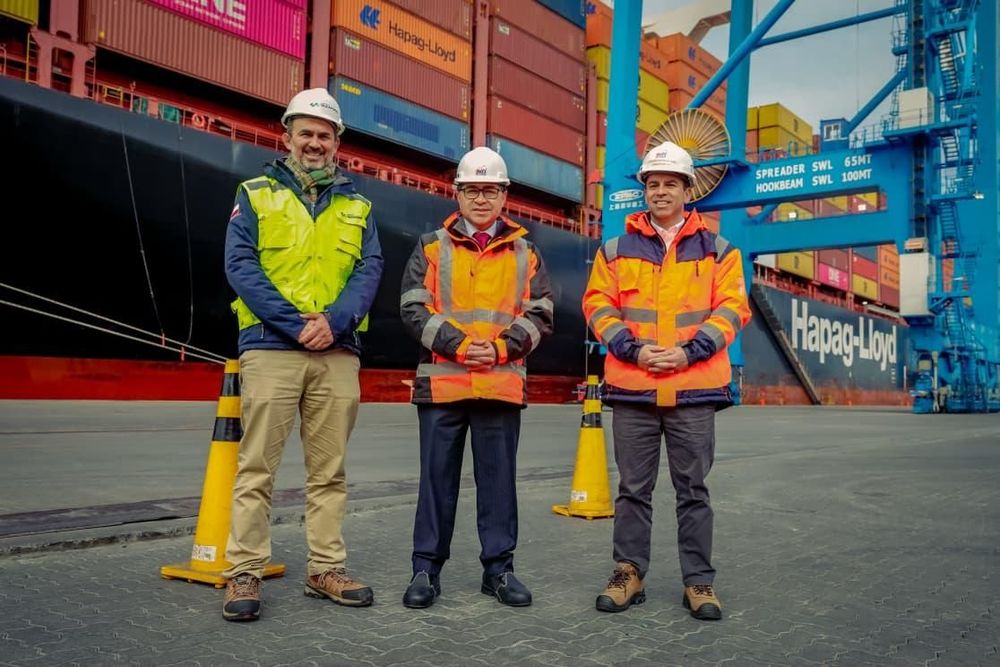Imagen de portada - Presidential Delegate of Bio Bio visits San Vicente port terminal