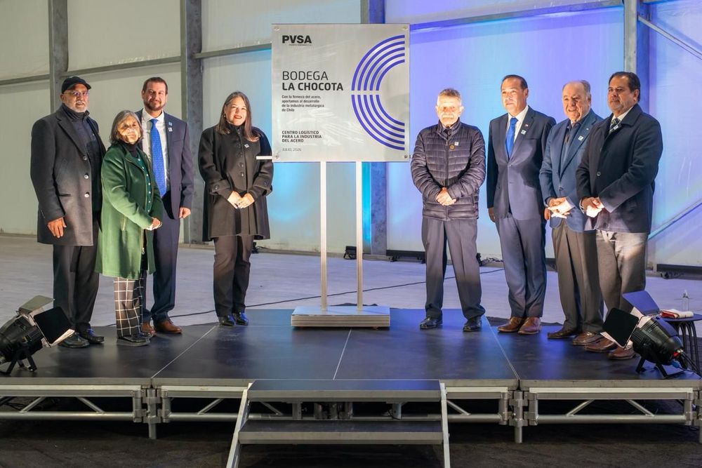 Imagen de portada - Seacape and Puerto Ventanas Open 3,000 m2 Logistics Warehouse for Steel in Valparaíso