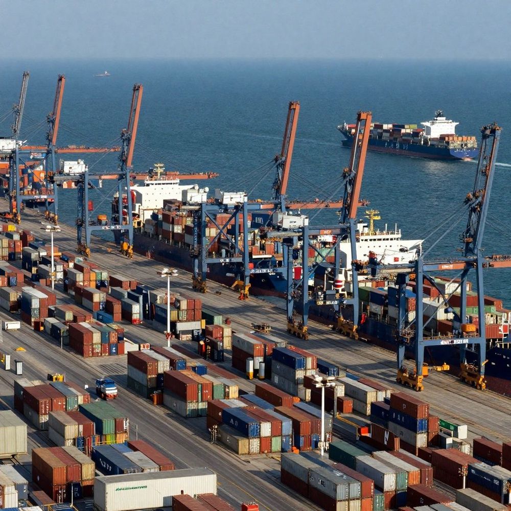 Imagen de portada - Sequía Cierra el Twentekanaal: Maersk Implementa Recargo por Contingencia para Barcazas Interiores