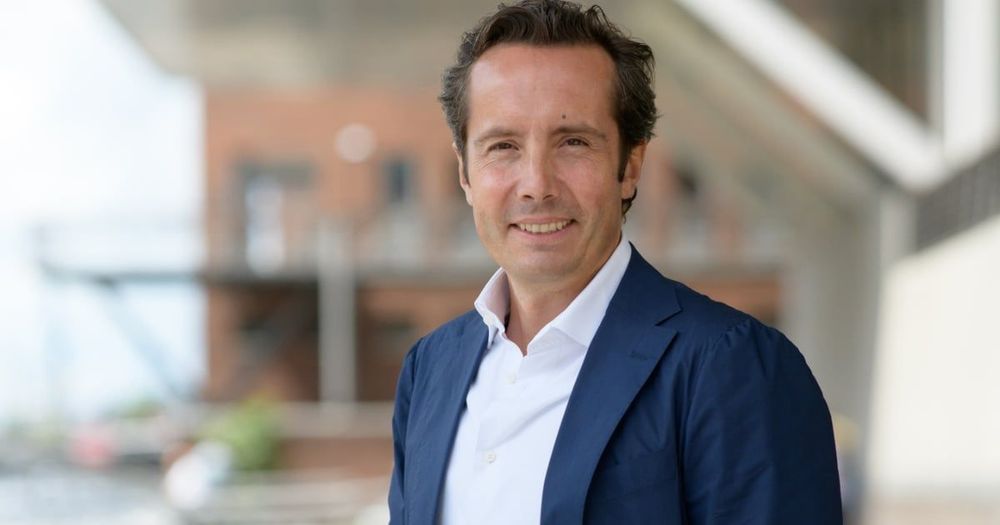 Imagen de portada - Simone Maraschi, Director General de Cruise Gate Hamburg: Hitos Profesionales en la Industria de Cruceros