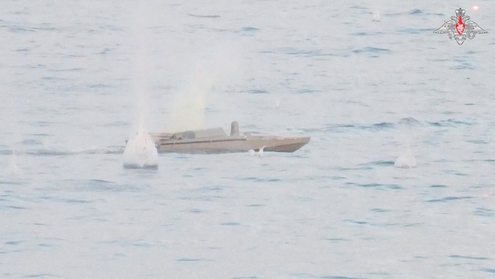Imagen de portada - Startups Refuerzan las Defensas de Ucrania con Enjambres de Drones Marinos y Camiones Robóticos