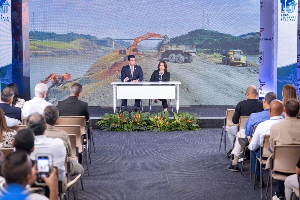 Imagen de portada - Ten Years of the Panama Canal Expansion: Achievements and Future Projections