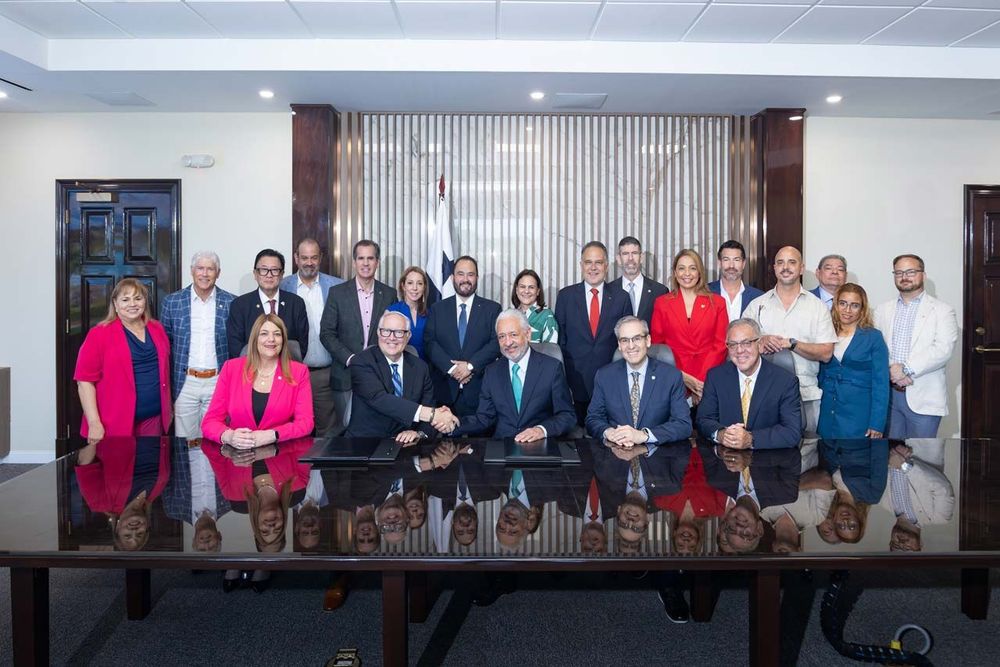 Imagen de portada - The Panama Canal and PortMiami Renew Cooperation Agreement