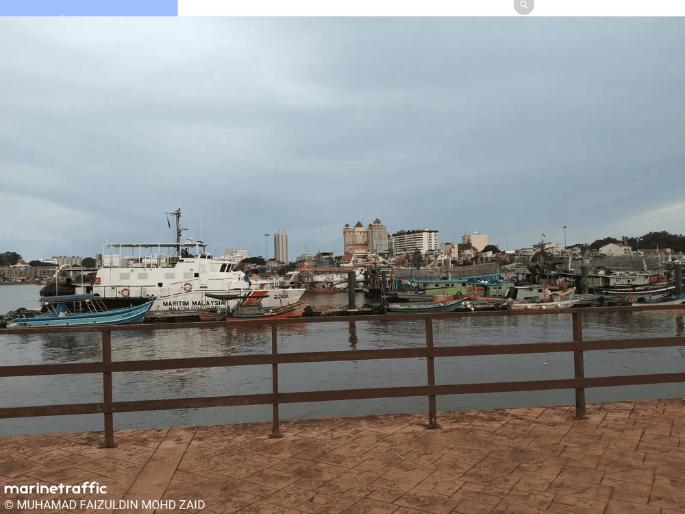 Imagen de portada - Tres muertos en accidente de bote salvavidas en buque flotante de almacenamiento y descarga en Malasia
