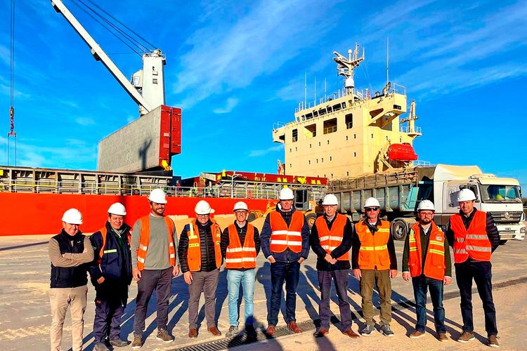 Se concretó la primera exportación de harina de soja no modificada genéticamente desde el Puerto de Concepción del Uruguay