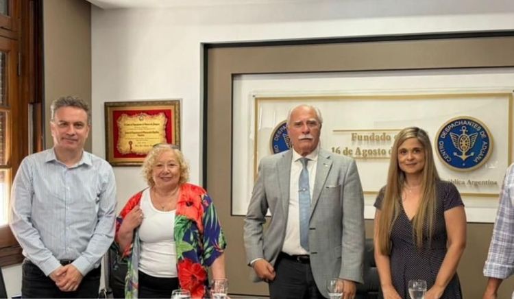 Encuentro institucional entre el CDA y la Terminal Exolgan