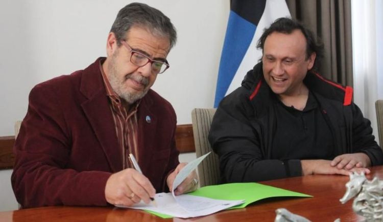 Convenio para instalar el primer astillero naval en San Antonio Oeste