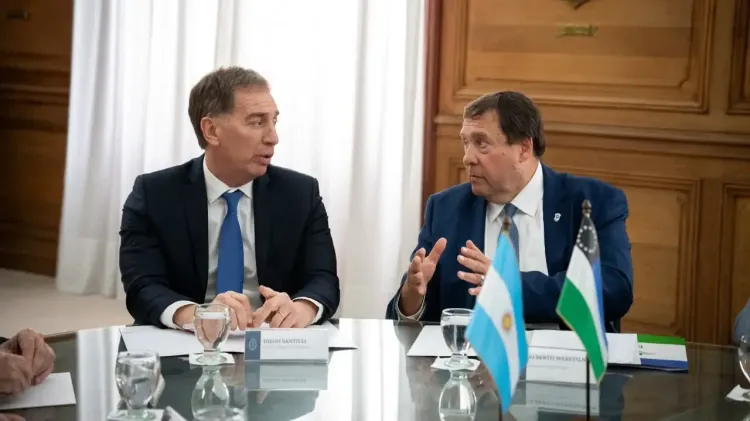 Río Negro firmó un convenio para gestionar y mantener las rutas nacionales 22 y 151
