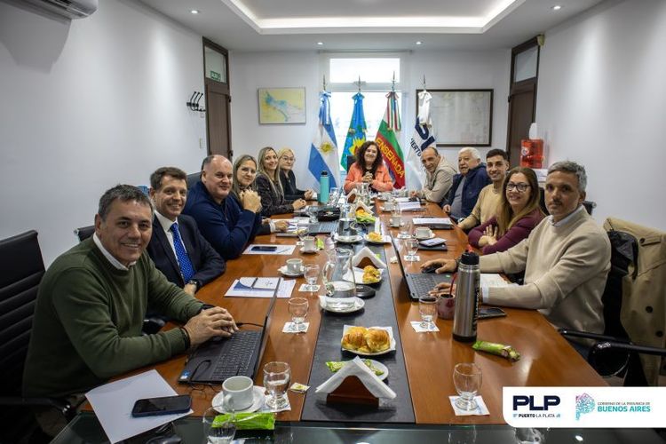 El Puerto La Plata aprobó los pliegos para licitar obras en su estructura ferroviaria