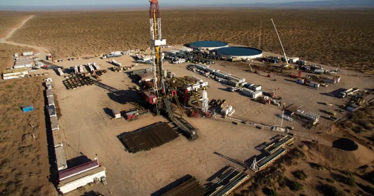 Las exportaciones de combustibles crecieron 28,5% en junio, impulsadas por el petróleo crudo