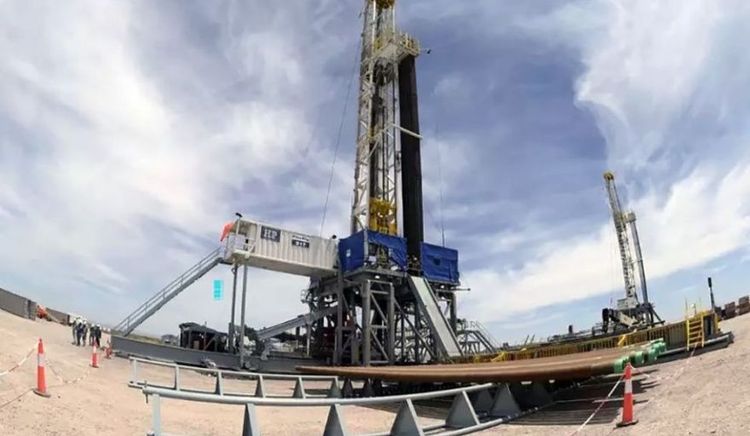 YPF refuerza su capacidad de perforación en Vaca Muerta mediante una extensión con Archer
