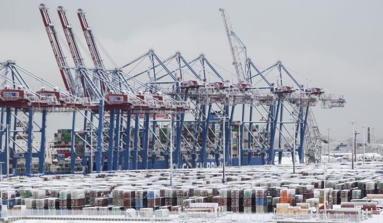 El clima invernal provoca disrupciones operativas en puertos del norte de Europa