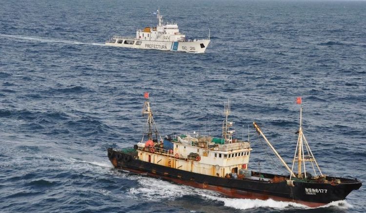 Pesca ilegal en la milla 200: fuerte sanción a un buque extranjero