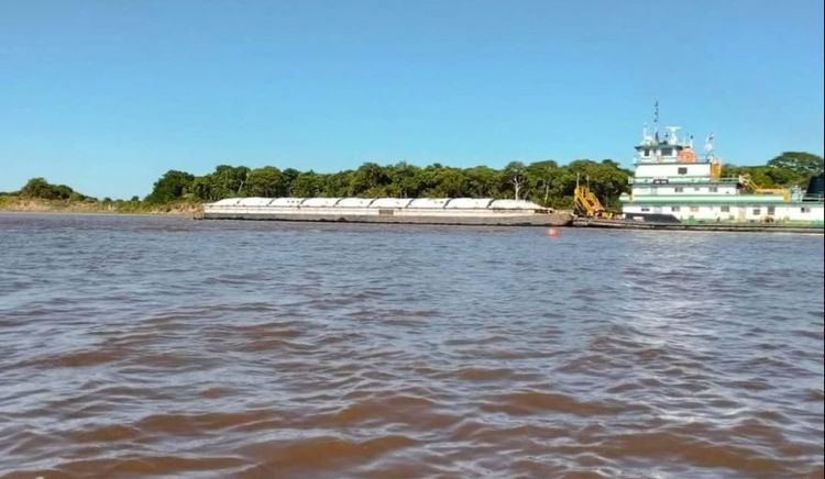El avance de sedimentos en el Bermejo amenaza la navegación y el abastecimiento del Up River