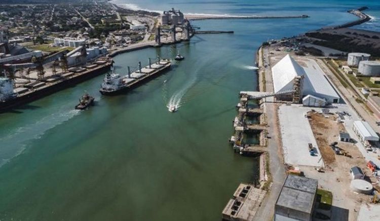 Puerto Quequén cierra enero con intensa actividad exportadora