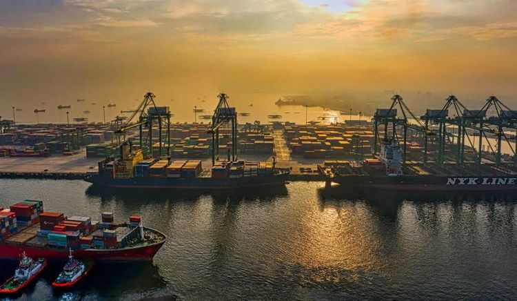 Chartering en Asia: digitalización, rutas intra-regionales y presión regulatoria en el mercado marítimo