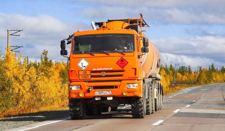 El transporte de sustancias peligrosas registró en enero una suba superior a residuos industriales