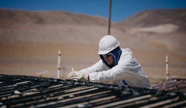 Vicuña proyecta invertir US$ 7.000 millones hasta 2030 en un desarrollo binacional de cobre, oro y plata