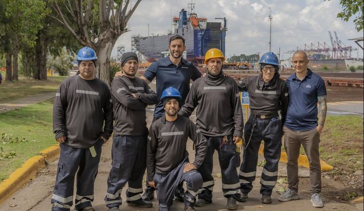 TANDANOR incorpora indumentaria ignífuga certificada para soldadores y caldereros