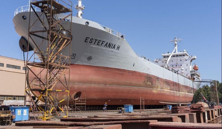 Tandanor completó tareas de mantenimiento en el buque petrolero argentino Estefanía H