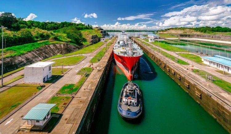Canal de Panamá expone su estrategia de desarrollo y sostenibilidad en CMA Shipping 2026