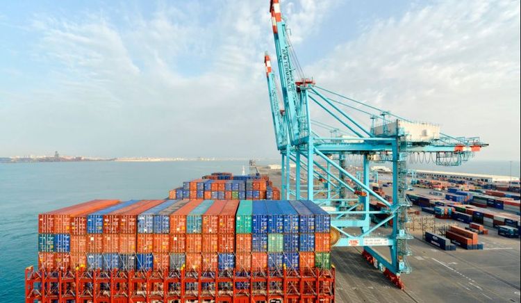 El puerto Khalifa Bin Salman en Bahrain reanudó operaciones tras dos días de suspensión