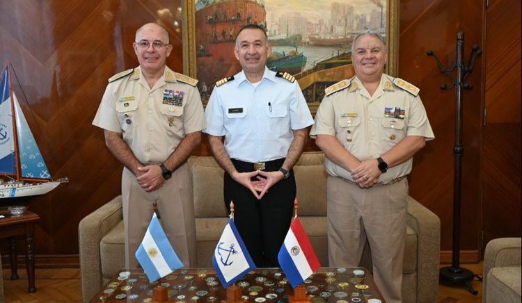 La Prefectura Naval Argentina recibió a autoridades de la Prefectura General Naval de Paraguay