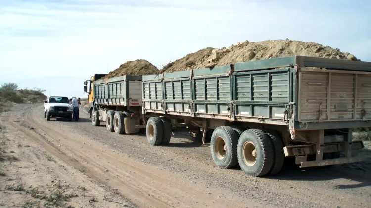 Río Negro avanza en la regularización minera y refuerza controles sobre el transporte de minerales